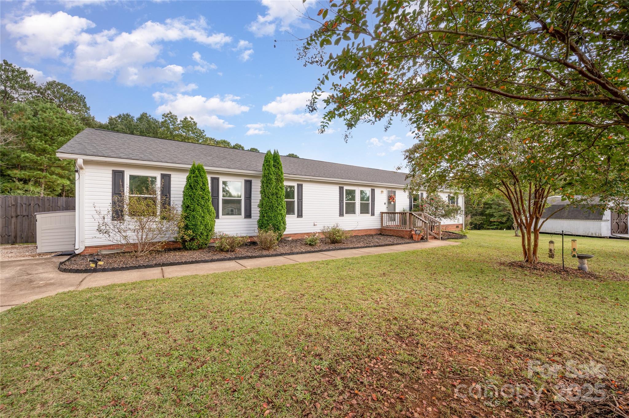 1147 PepperTree Drive
