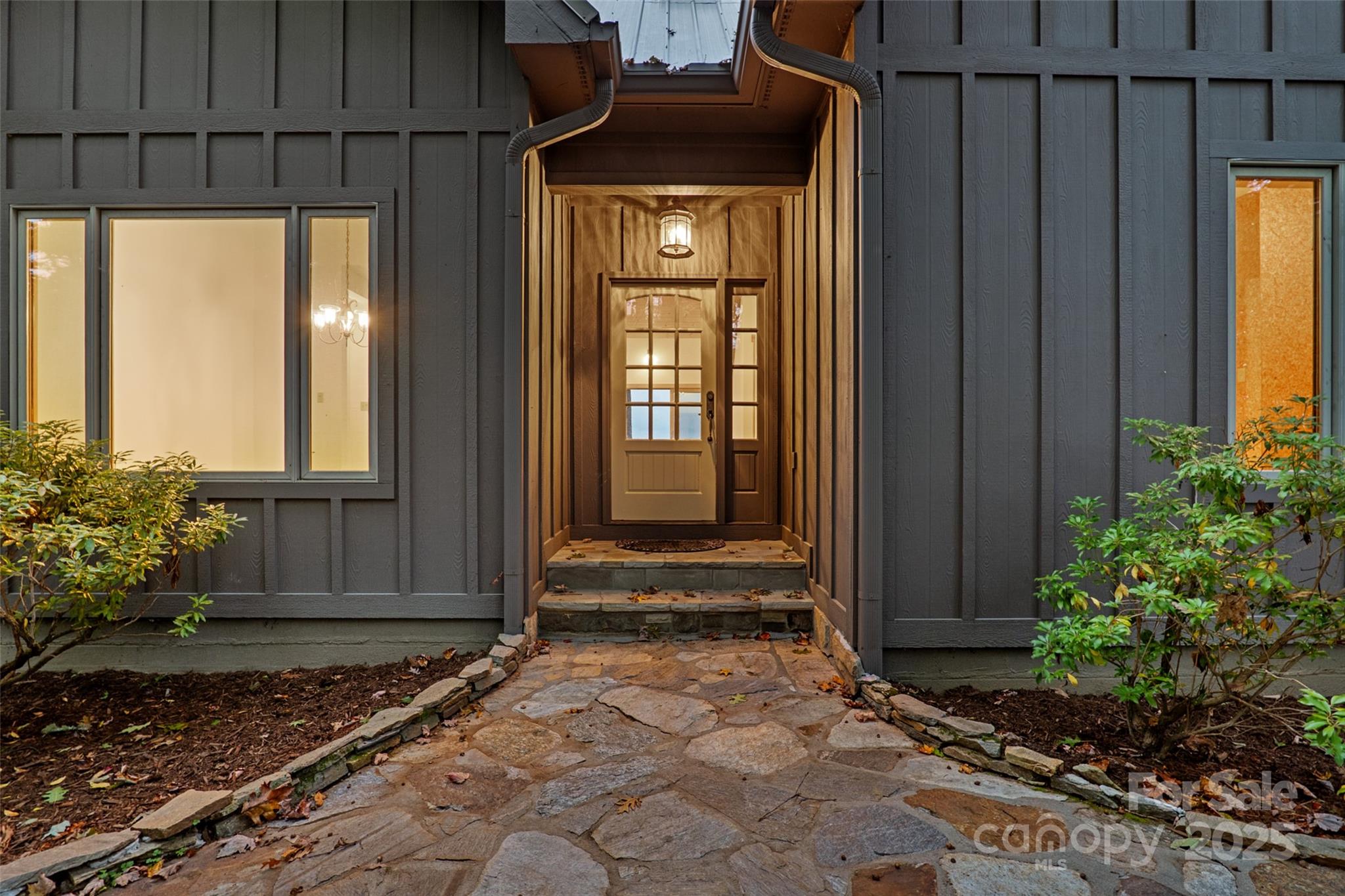 243 Ridgeline Drive