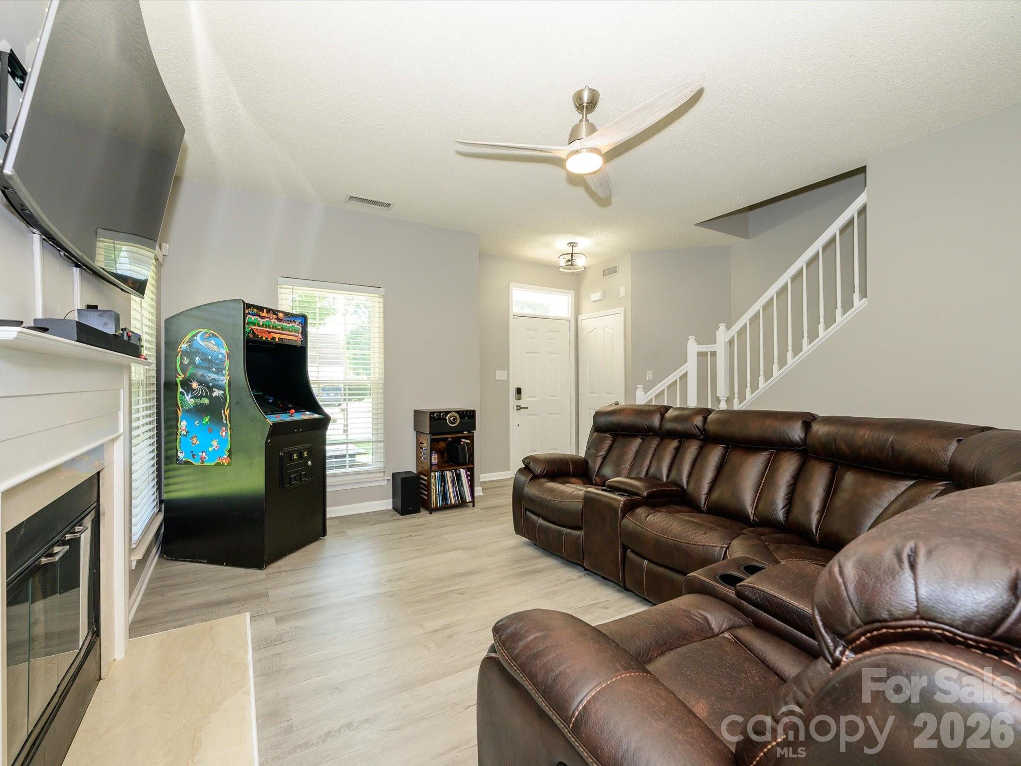11413 Larix Drive
