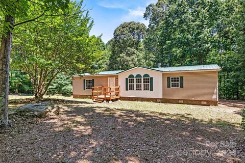 Single Family Residence in Denver NC 5150 Roy Ballard Street.jpg