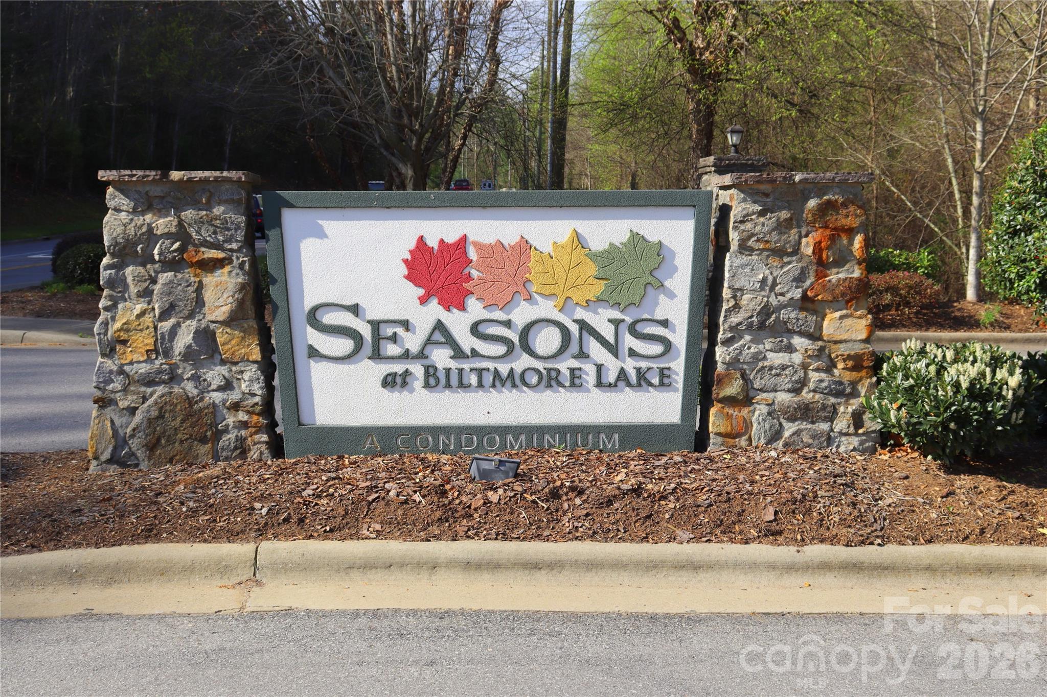 Seasons At Biltmore Lake - Residential