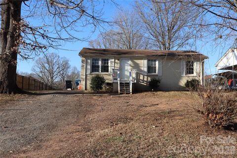 Photo of 2028 Kennedy Drive #57, Statesville, NC 28677 (MLS # 4334763)