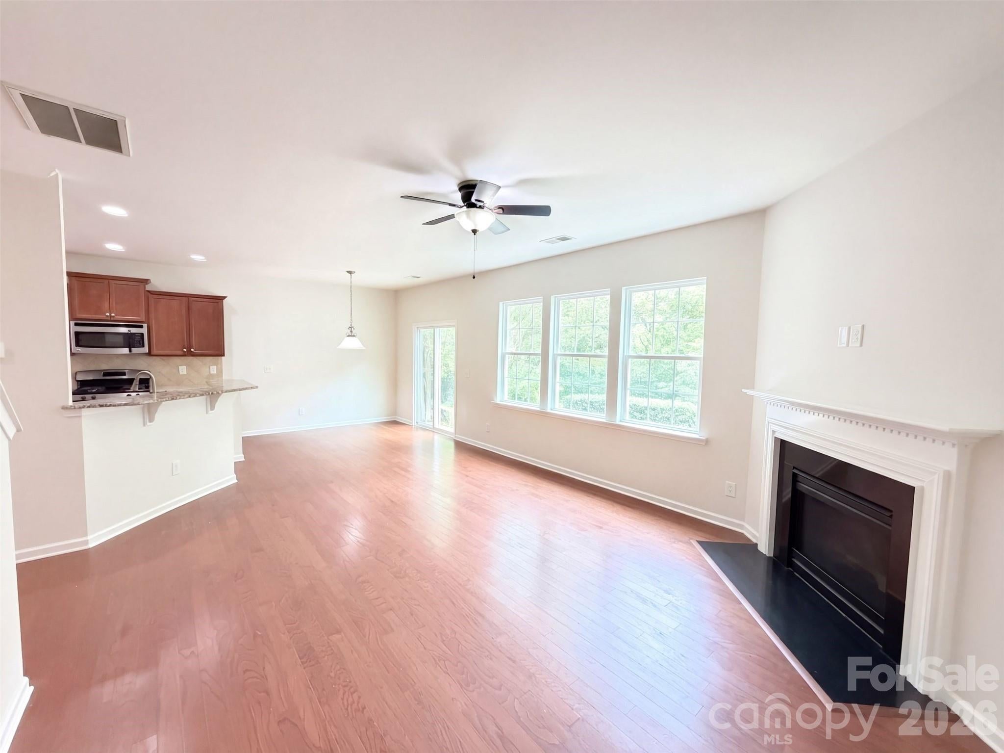 7230 Kinley Commons Lane