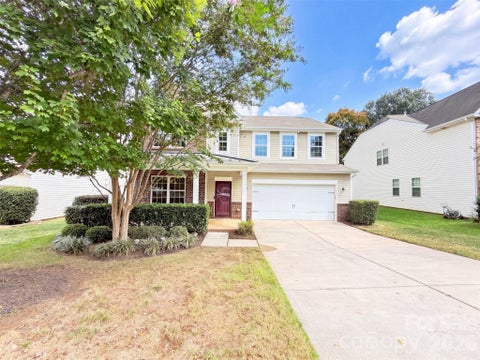 Photo of 7230 Kinley Commons Lane, Charlotte, NC 28278 (MLS # 4426308)
