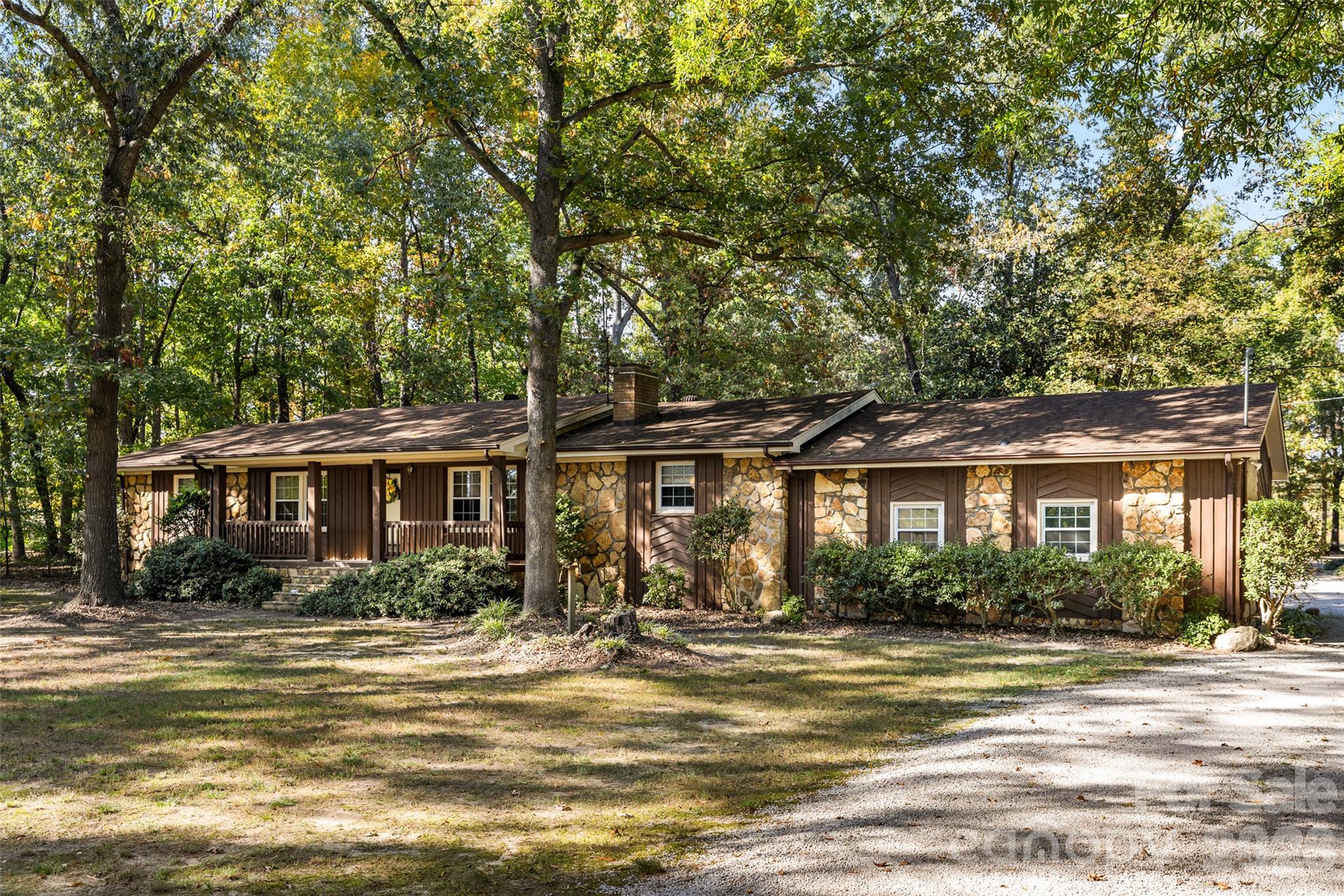 2415 Hargette Road