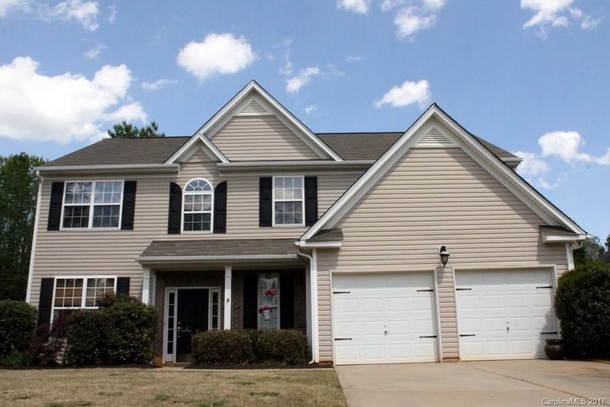 Desirable Legacy Park Subd & Indian Land Schools! Easy commute to Charlotte, dining & Shopping! 4 bed & 2.5 BA home w/LG formal dining room, kitchen w/granite countertops & eat-in area. Spacious great room w/gas log fireplace for chilly evenings. Oversize MSTR BR w/tray ceiling, MSTR BA w/double sinks, garden tub w/sep shower & LG walk-in closet. Private/wooded backyard, stone patio w/pergola & fire pit. This back yard is great for entertaining! Bring your friends and enjoy time spent together!