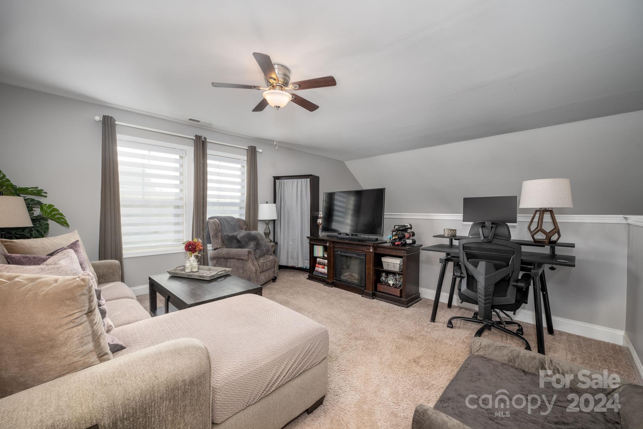 Ashlyn Creek - Residential