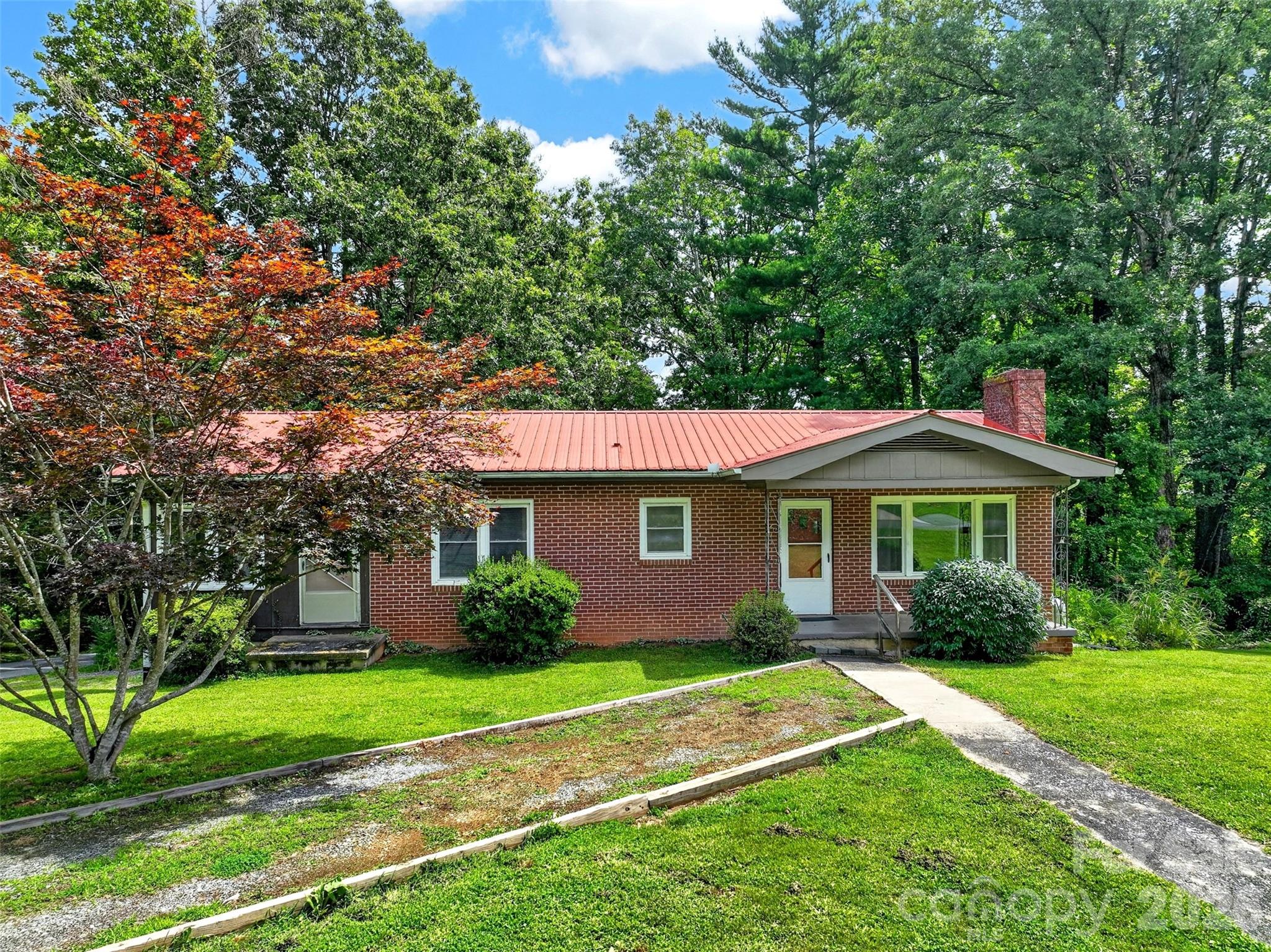 2 White Oak Road