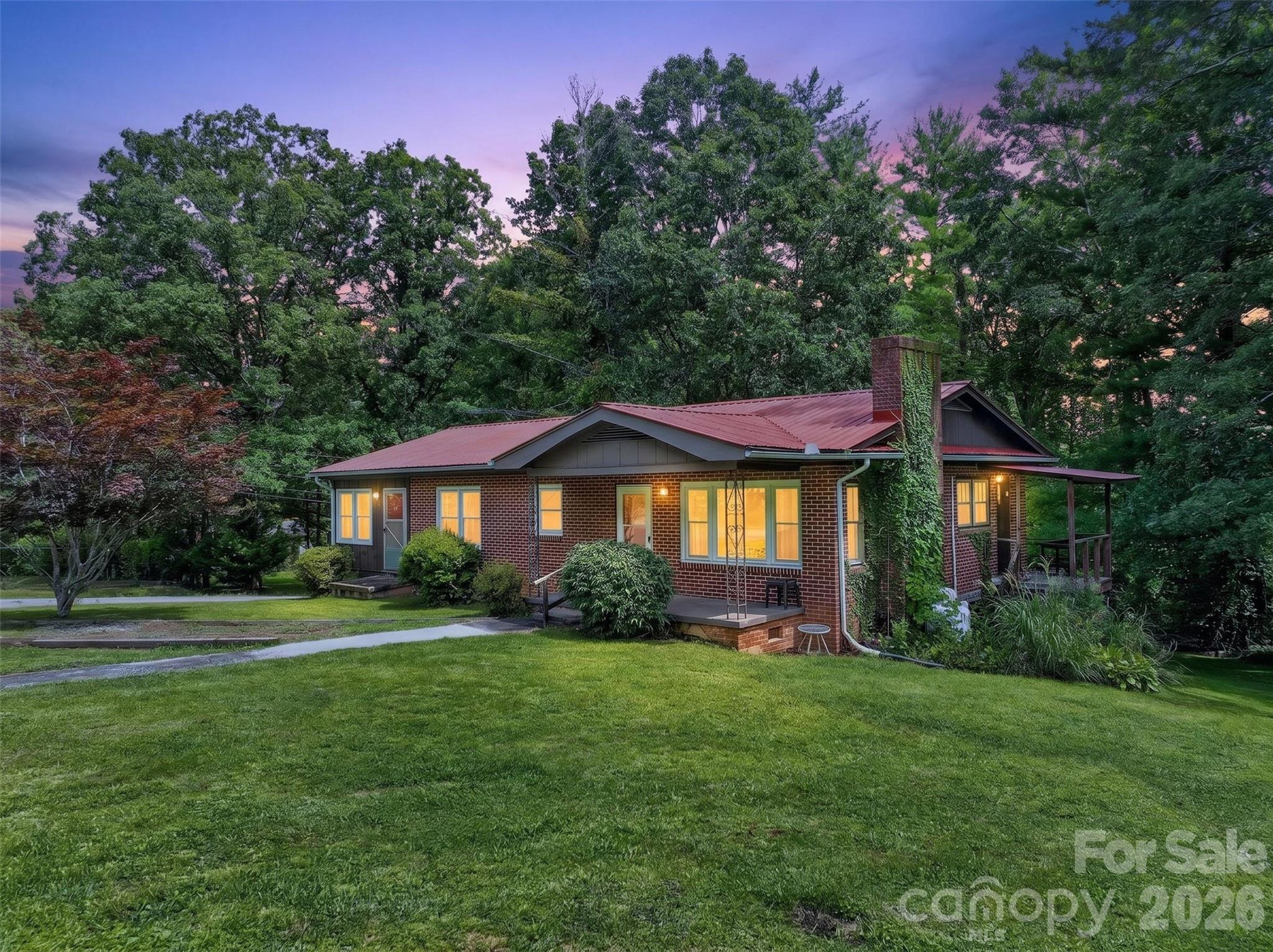 2 White Oak Road