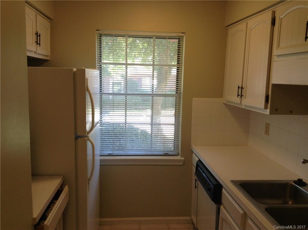 Lexington Commons - Residential Lease