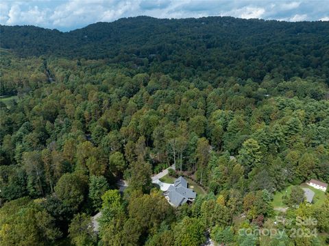 A home in Hendersonville