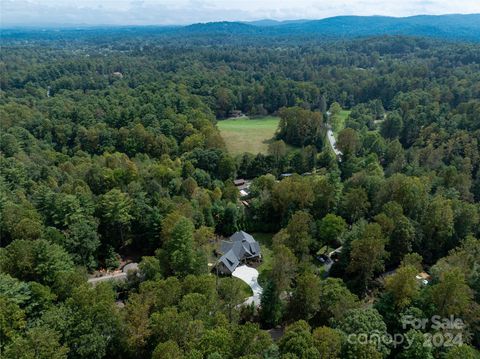 A home in Hendersonville