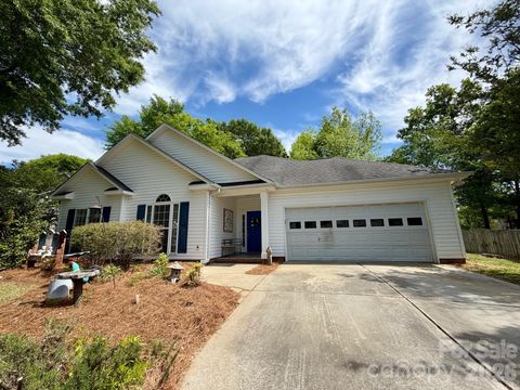 Photo of 3223 SW Chatfield Lane SW #76, Concord, NC 28027 (MLS # 4360172)