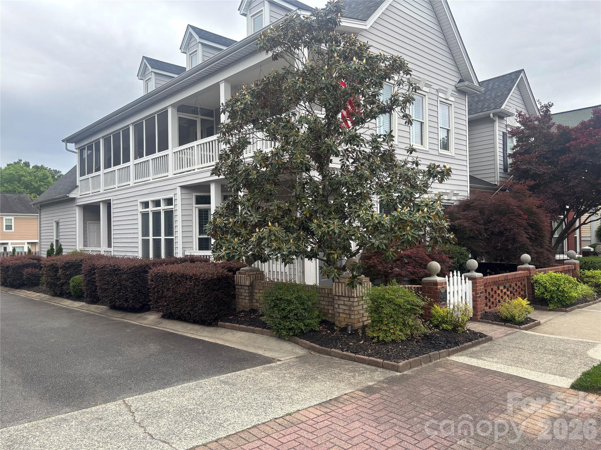 6201 Creft Circle