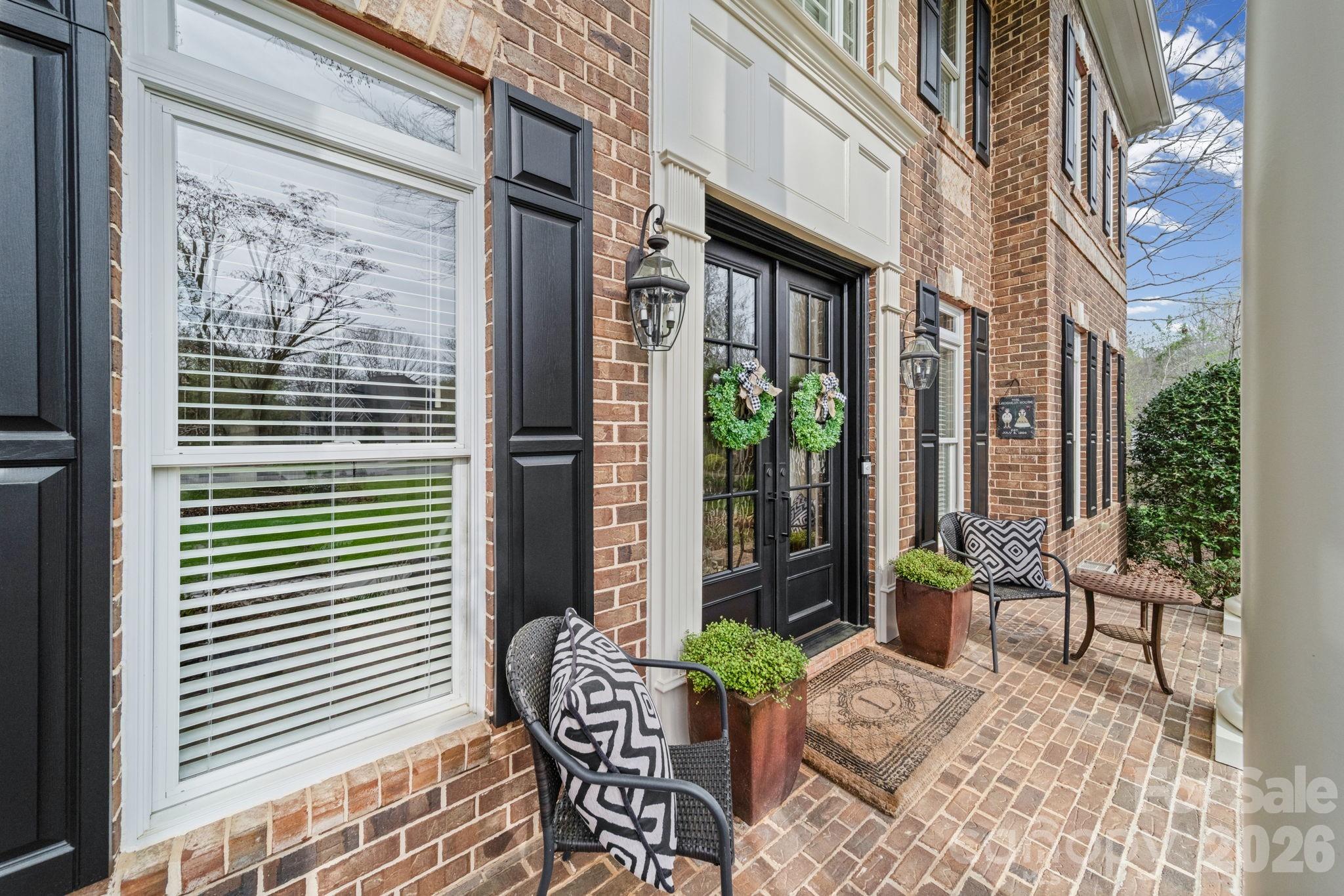 1802 Summit View Place