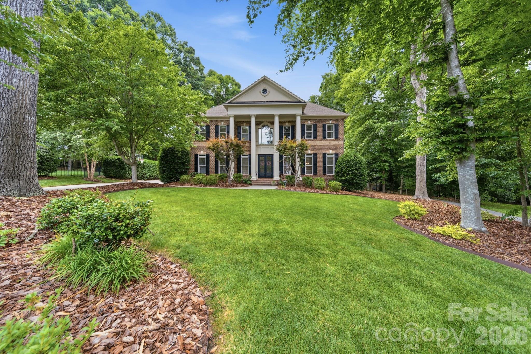 1802 Summit View Place