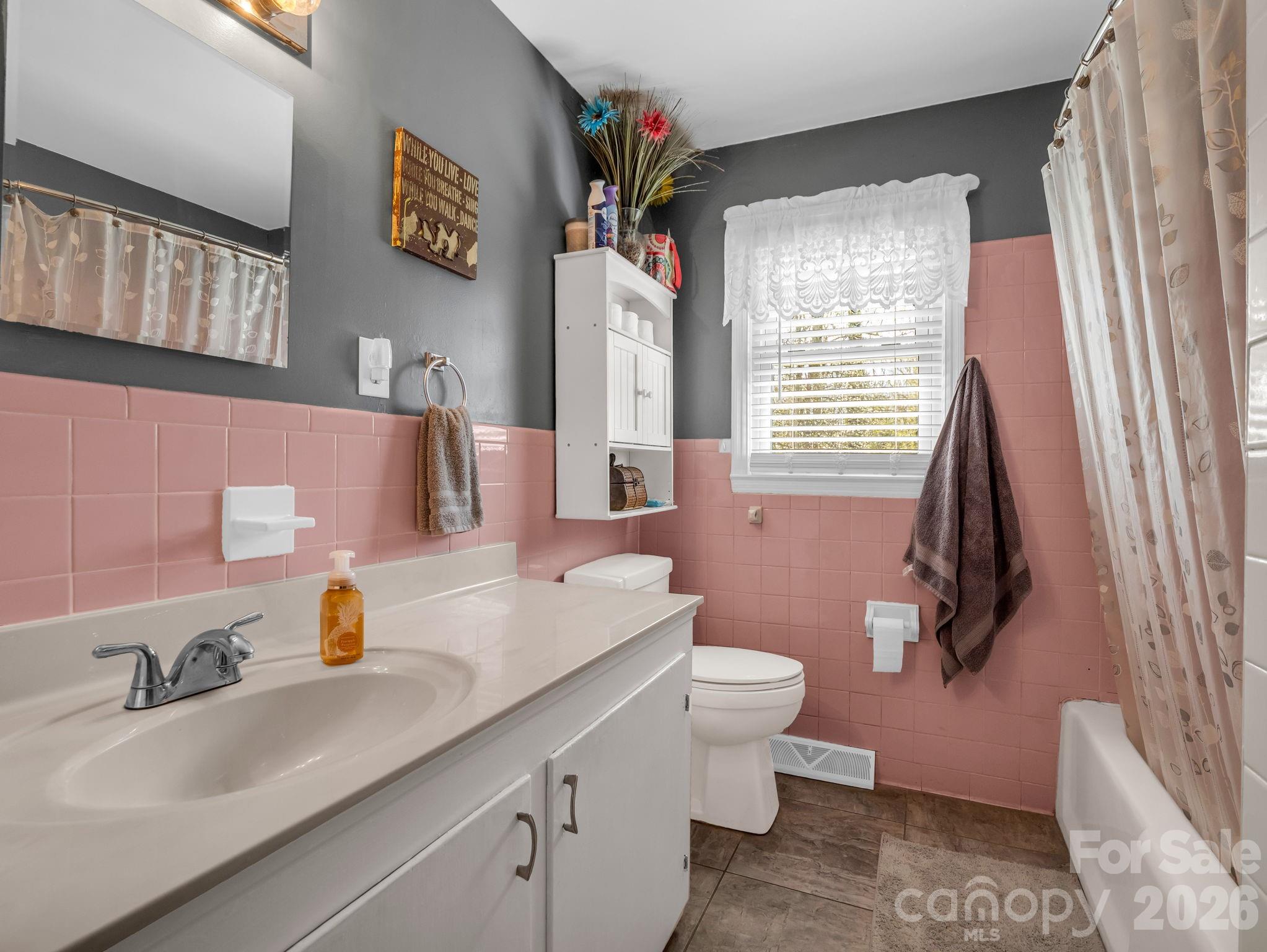 Forest Hills - Residential