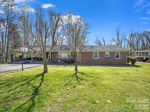 Photo of 123 Dogwood Lane, Rutherfordton, NC 28139 (MLS # 4357594)