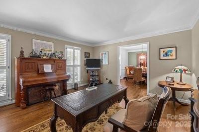 5006 Crooked Oak Lane
