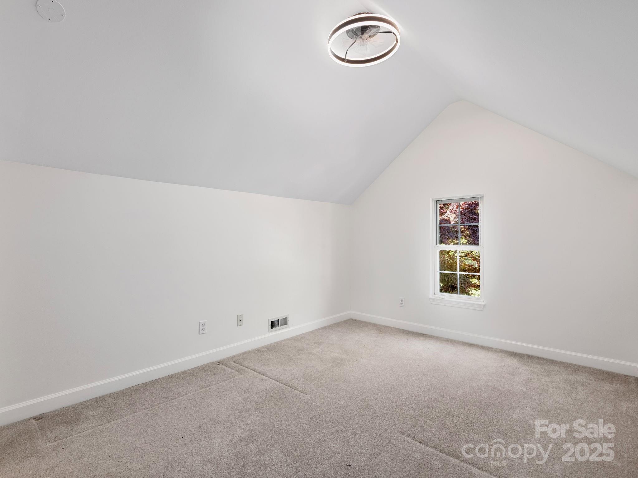 Lake Pointe Landing - Residential