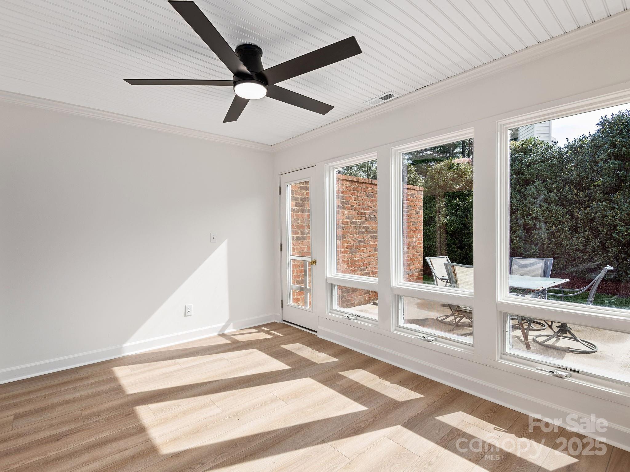 Lake Pointe Landing - Residential