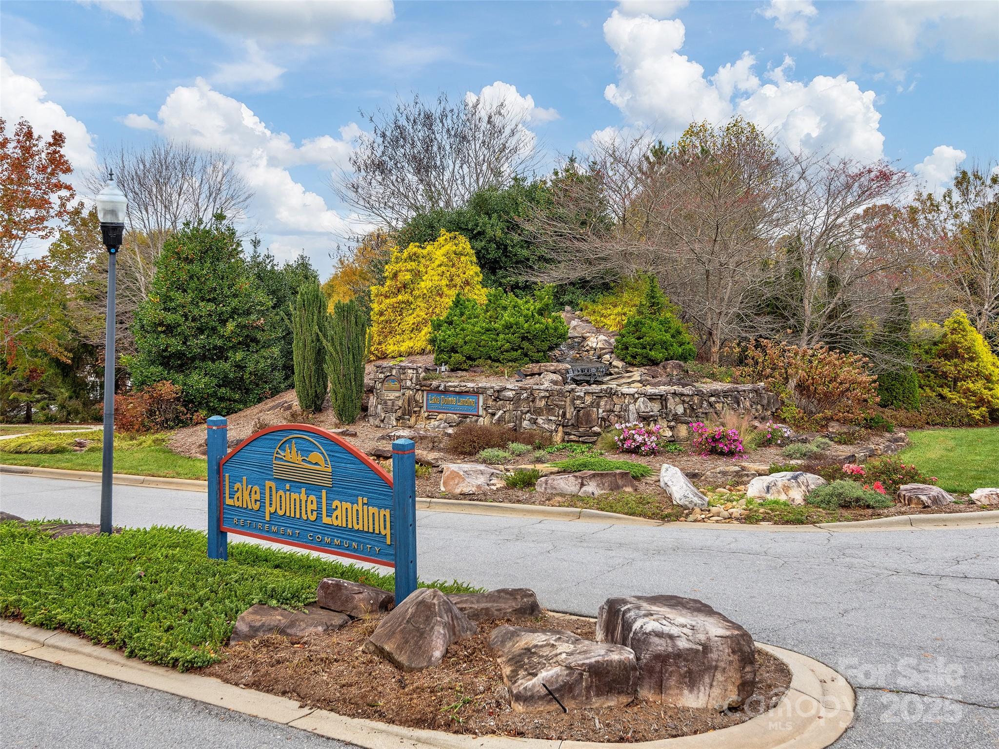 Lake Pointe Landing - Residential