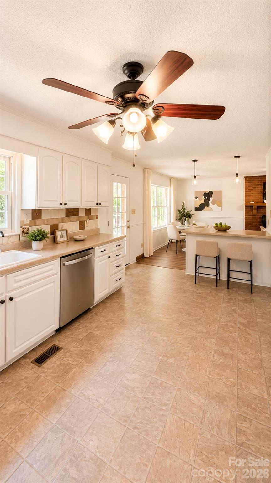 5043 Kittredge Road