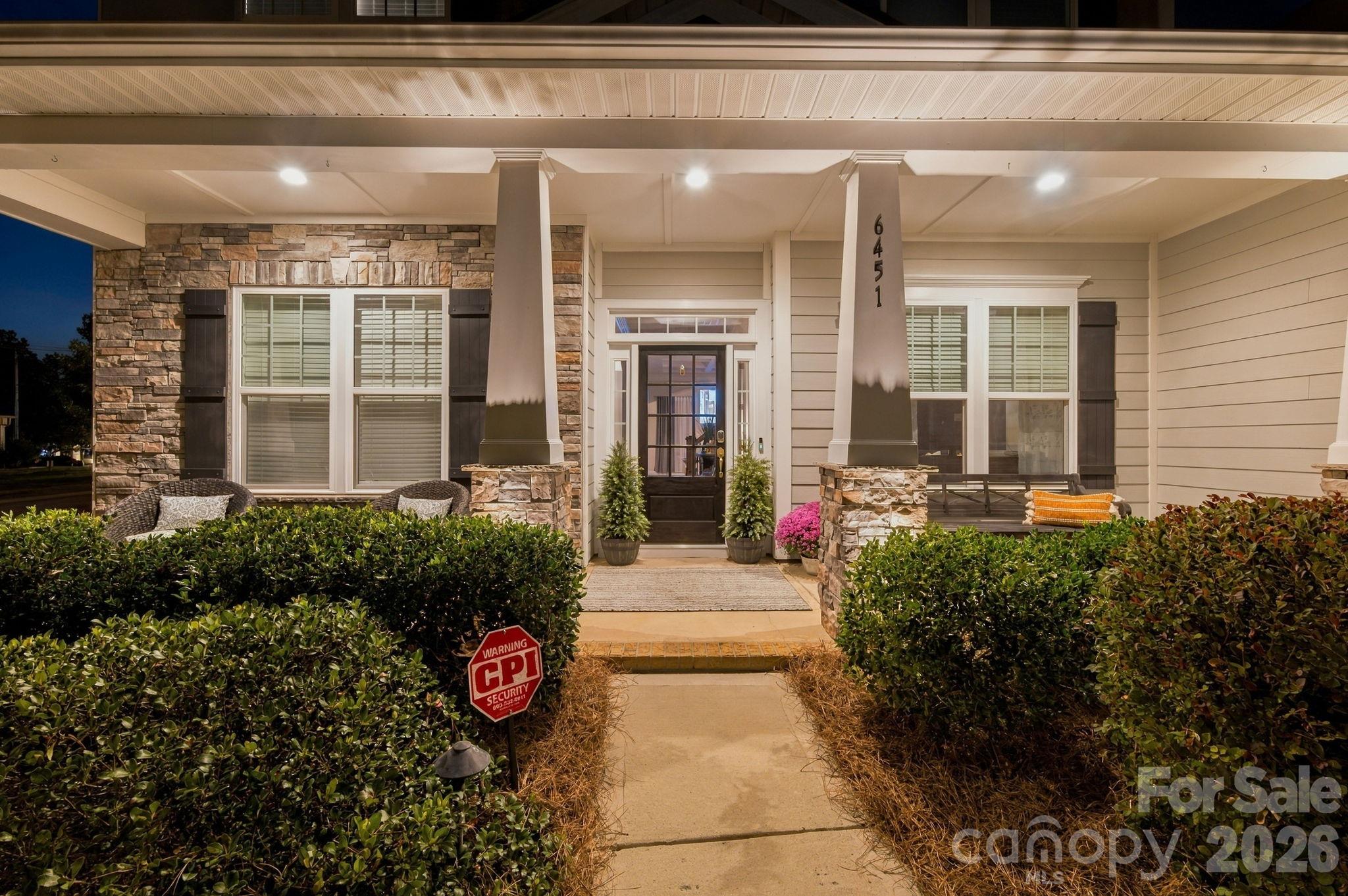 6451 Grovewood Trail