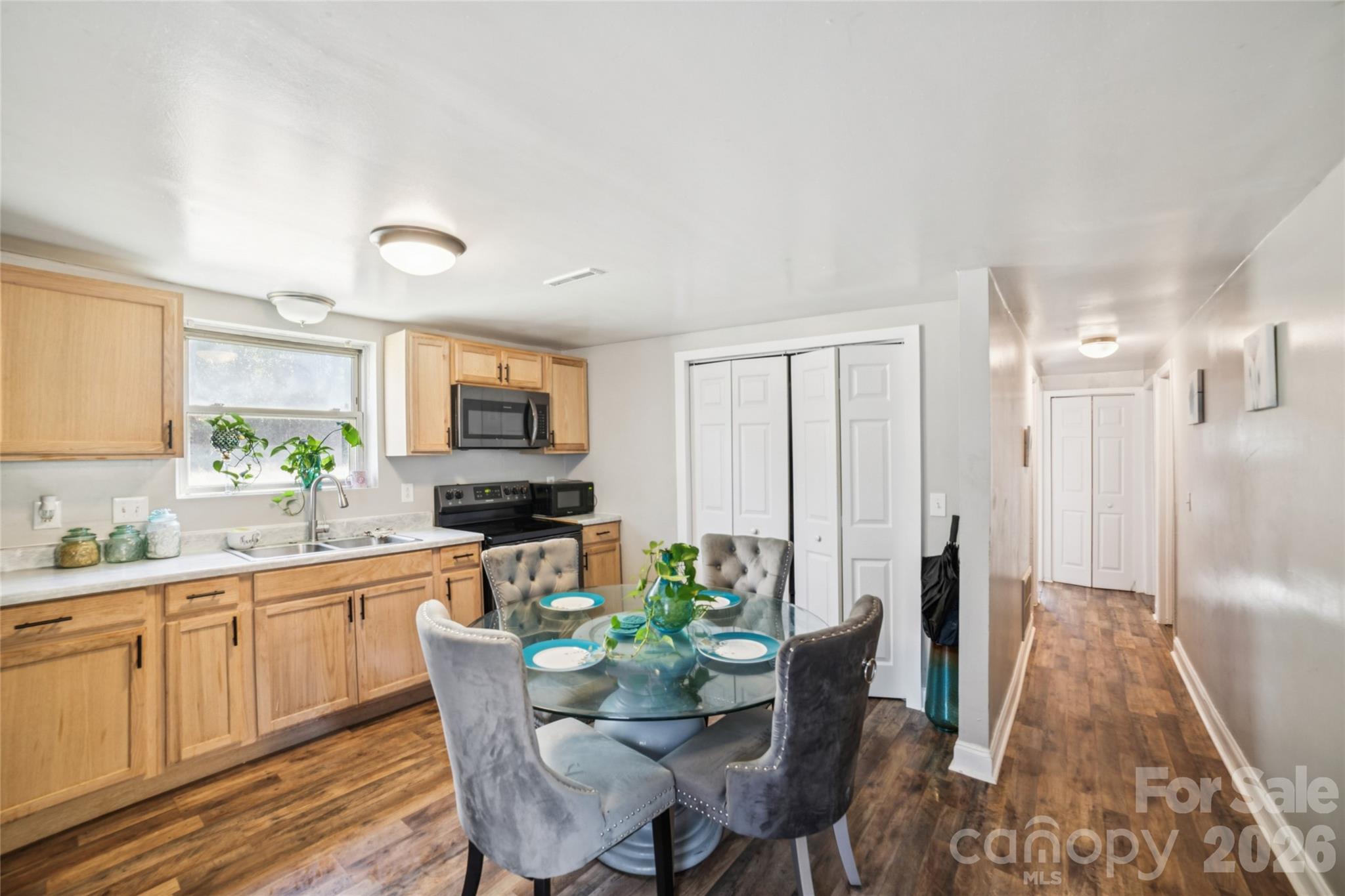 Lincoln Estates - Residential