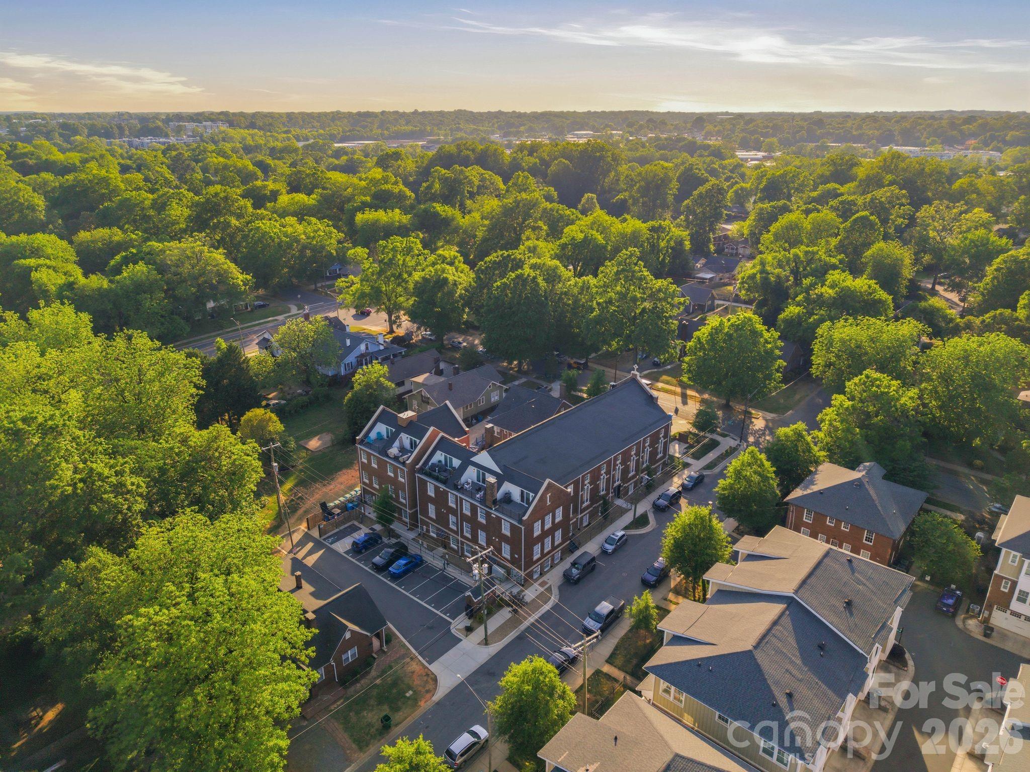 The Arches - Residential