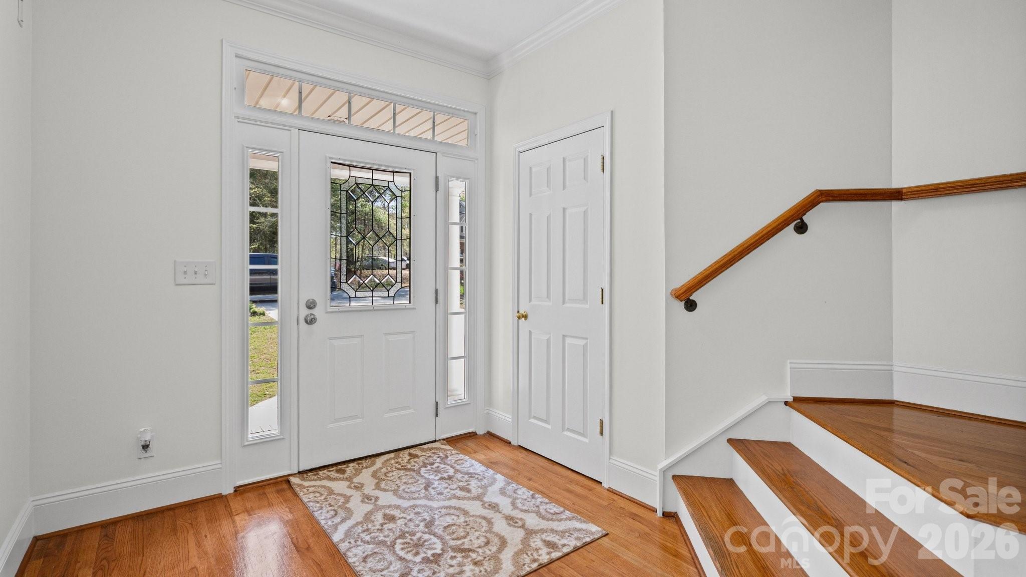 1520 Hawthorne Drive