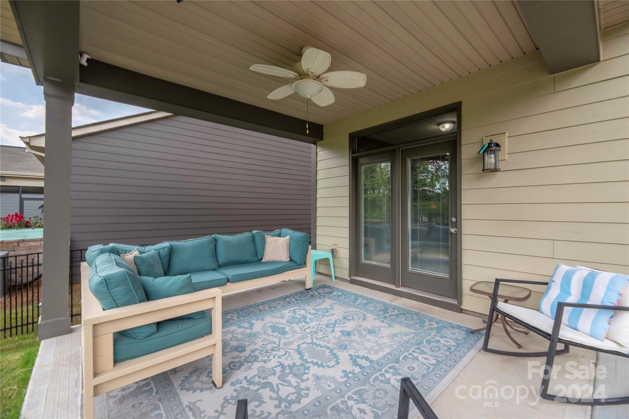 Magnolia Walk - Residential