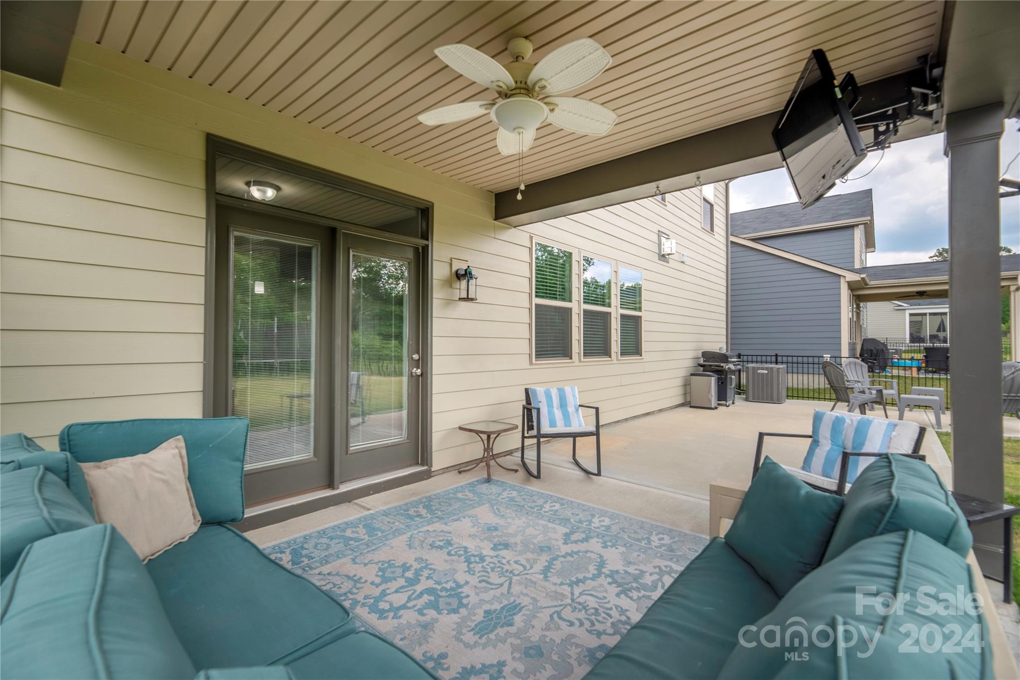 Magnolia Walk - Residential