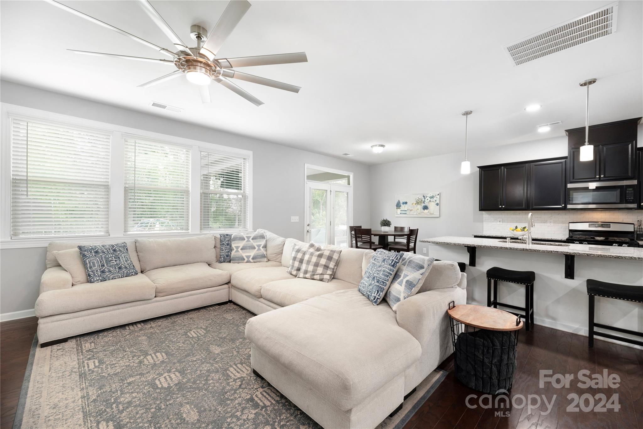 Magnolia Walk - Residential