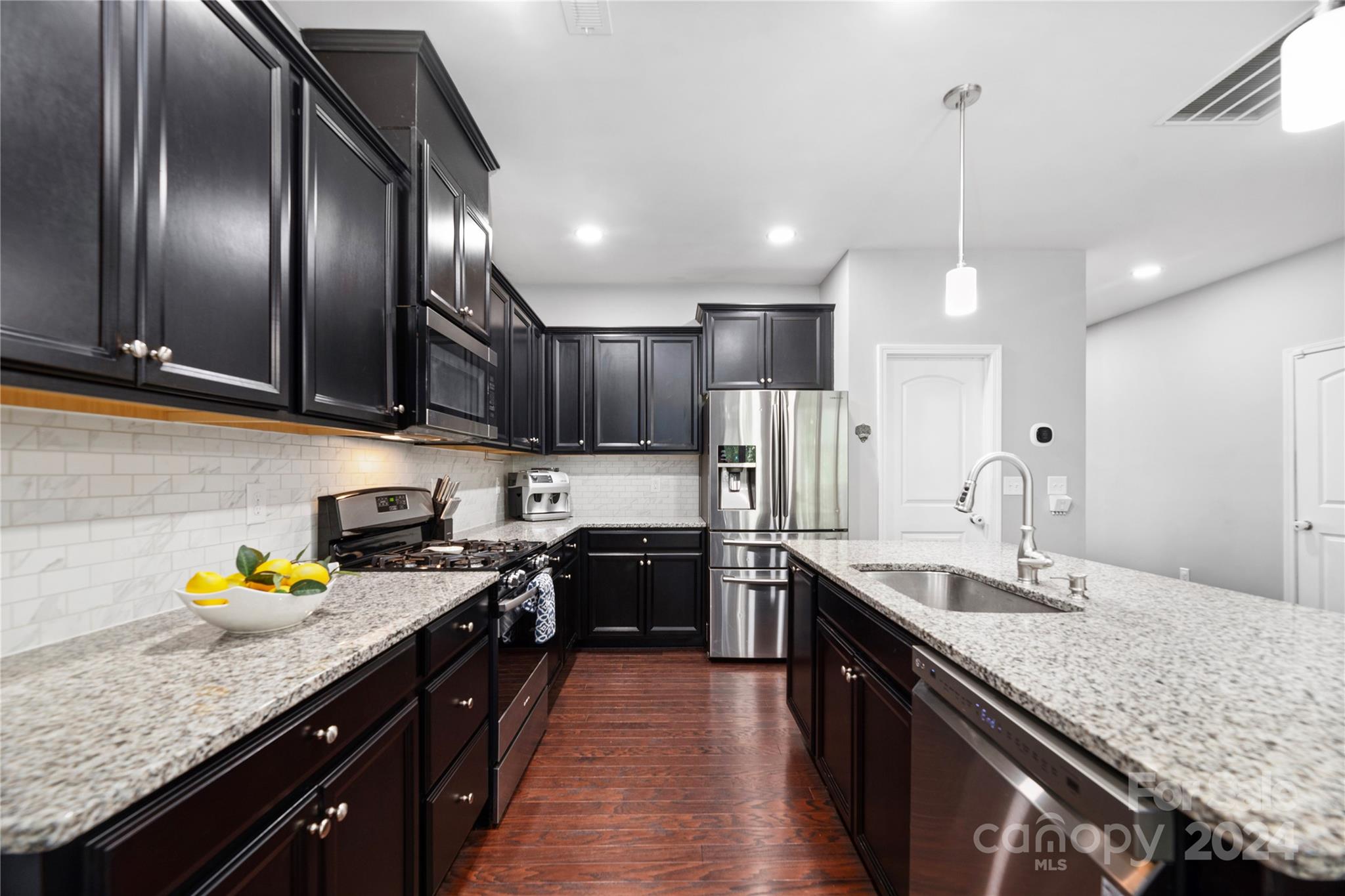 Magnolia Walk - Residential