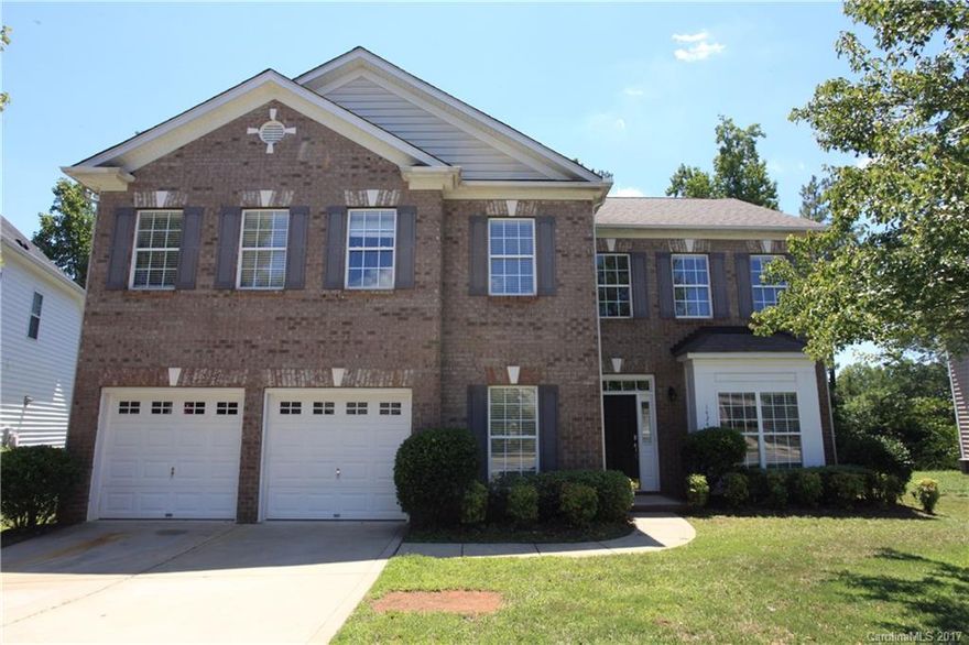 1/2 off first months rent if rented by 11/20 or 1/2 off Jan. rent if rented by 11/30. This 4 bedroom home in Highland Creek offers over 2400 square feet of immaculate living space! Open kitchen w/ wood flooring, prep-island, and black appliances. Pre-wired living area w/ fireplace, entertaining deck, king-sized master suite with dual closets and much more!  Main level features formal dining and living rooms, plus a designated office space. Private back yard and convenient to all Concord Mills.