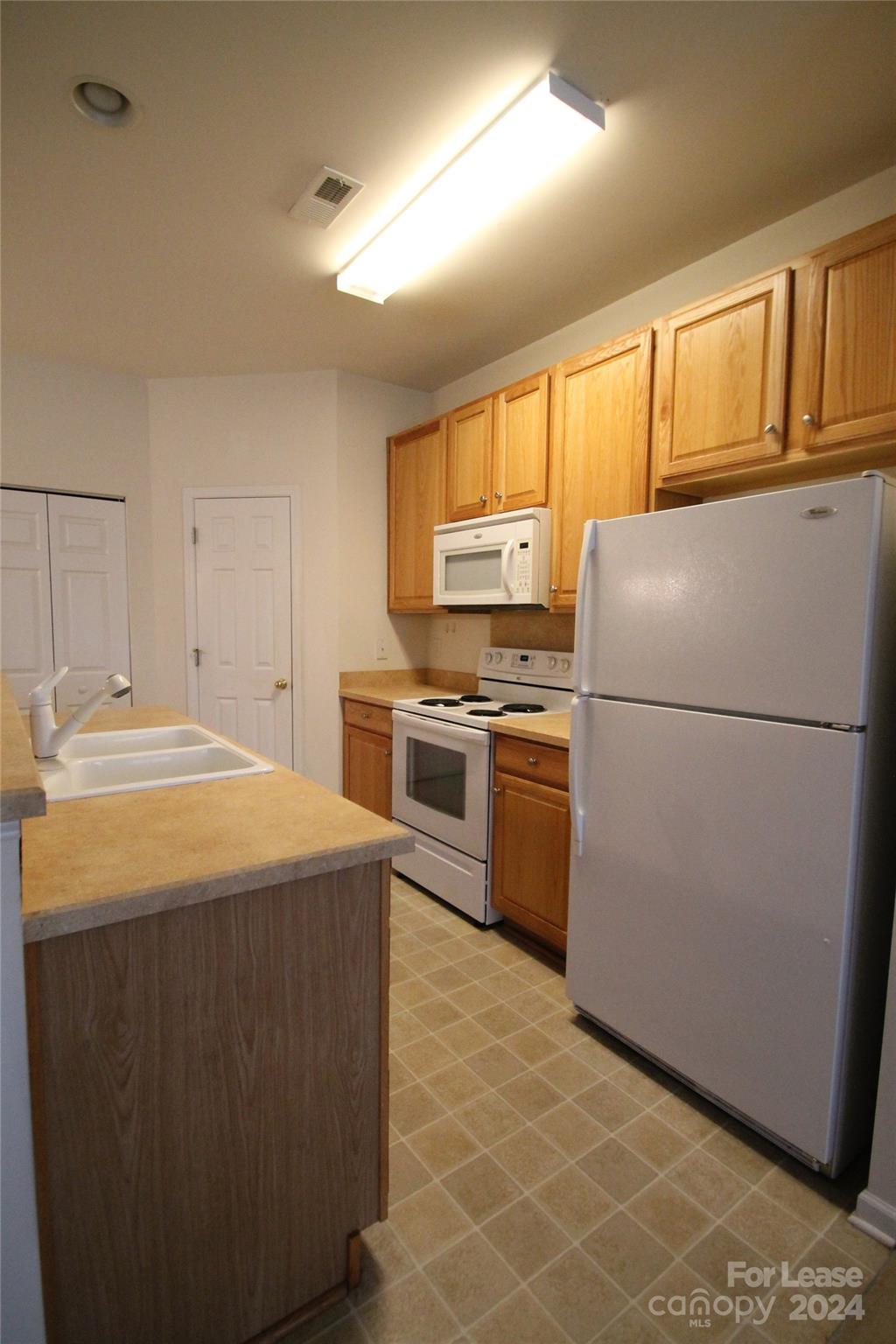 Constitution Park - Residential Lease
