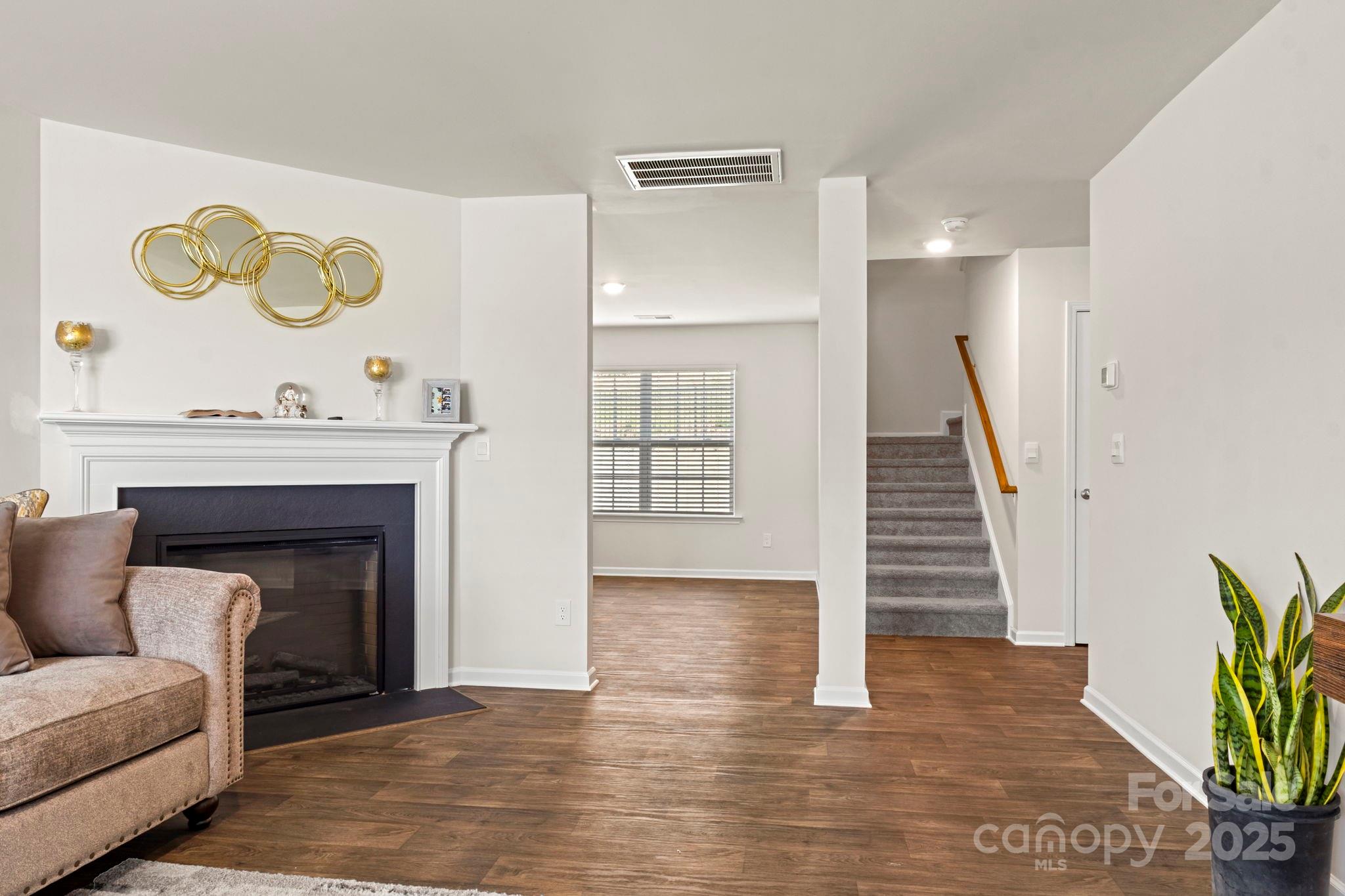 1331 Mifflin Lane