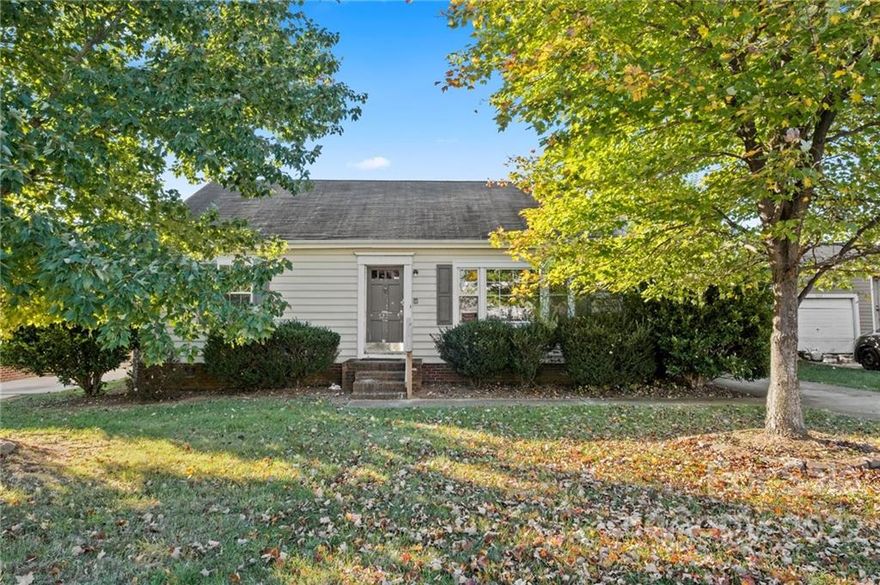 This home is being sold as-is. It has 3 bedrooms, 2 bathrooms, and a detached 1-car garage. Pecan Real Estate does not advertise on Craigslist and will never ask you to wire money or request funds through a payment app on your mobile device.