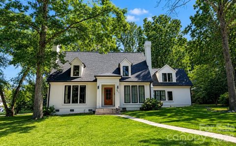 Photo of 821 Dare Court, Gastonia, NC 28054 (MLS # 4399077)