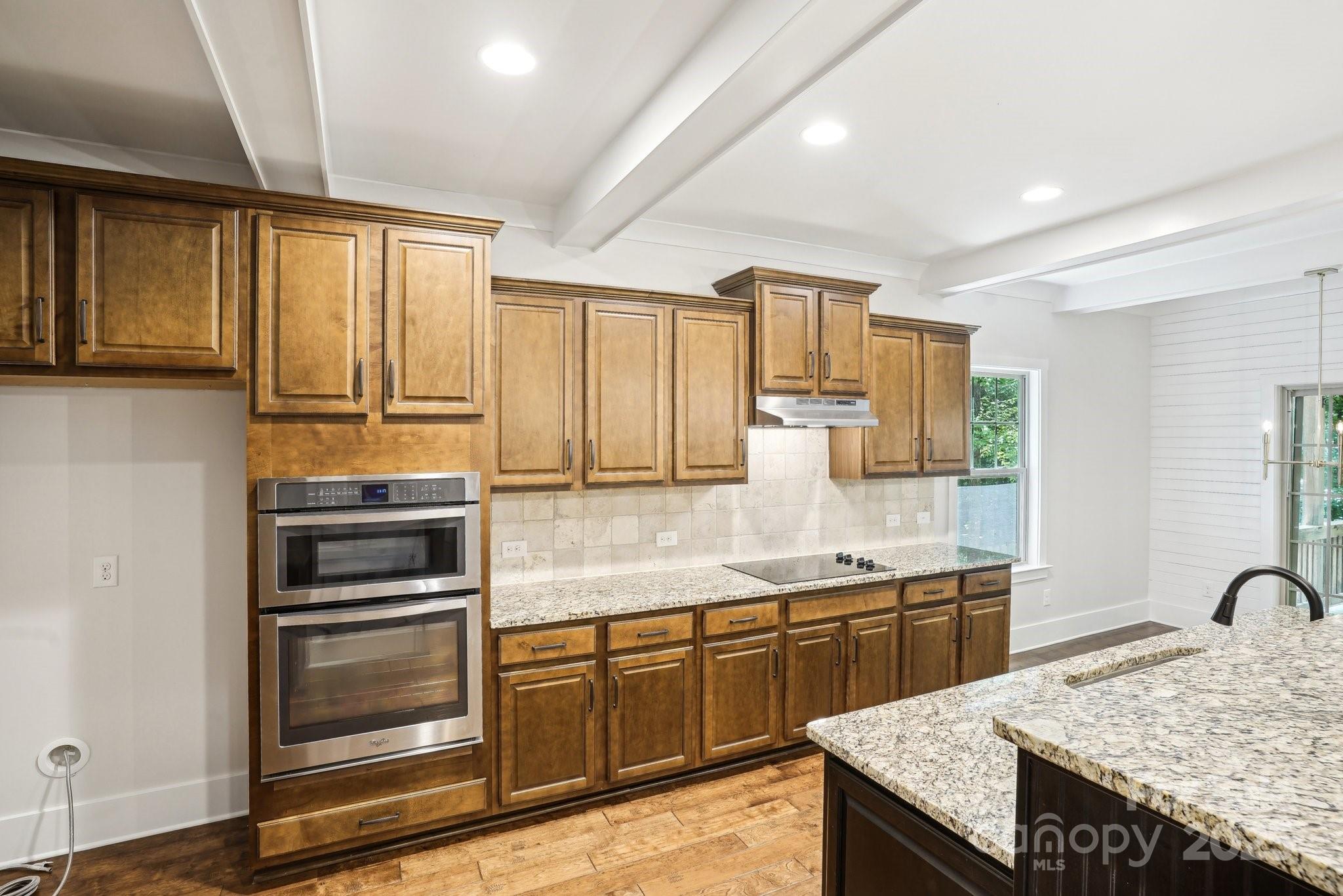 8521 Aspen Court