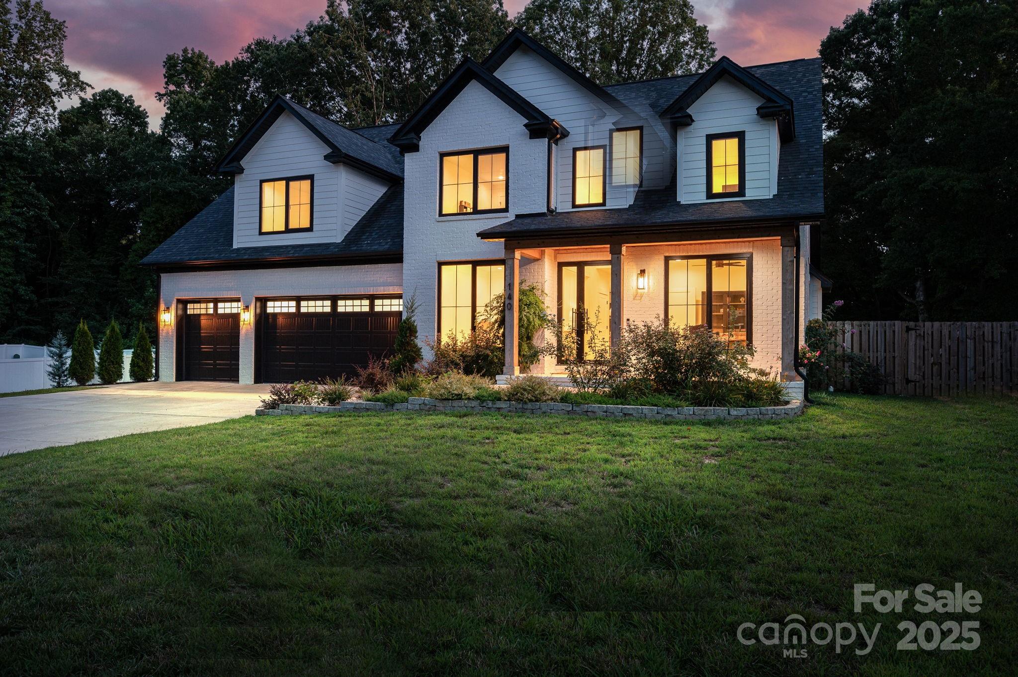 140 Robin Road
