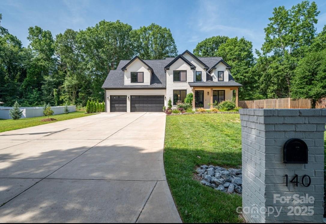 140 Robin Road