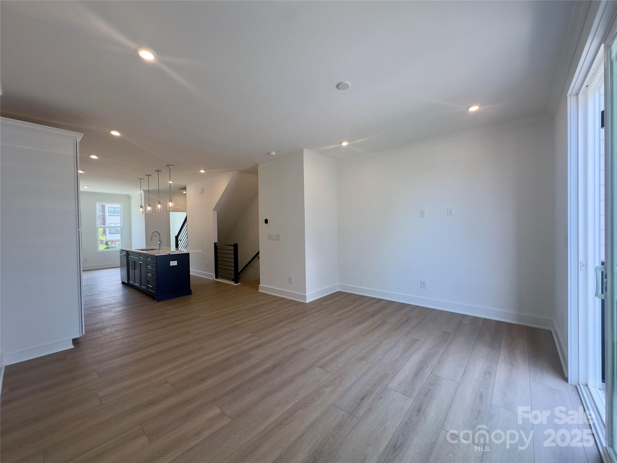 3618 S Tryon Street 19