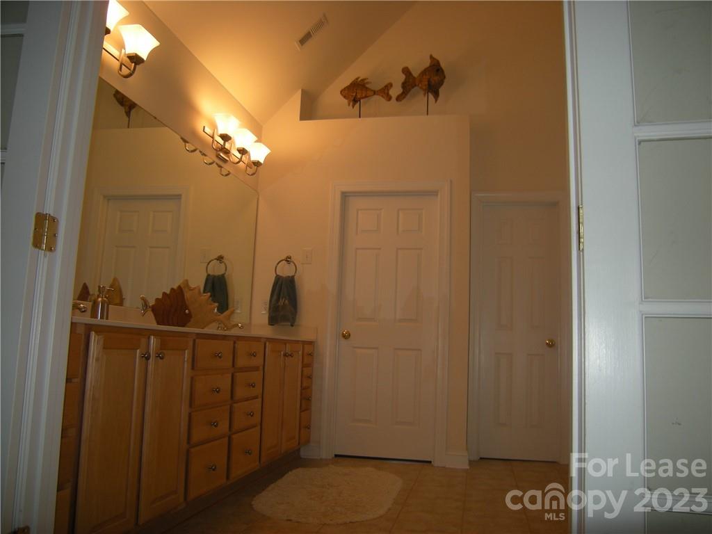 Amberleigh - Residential Lease