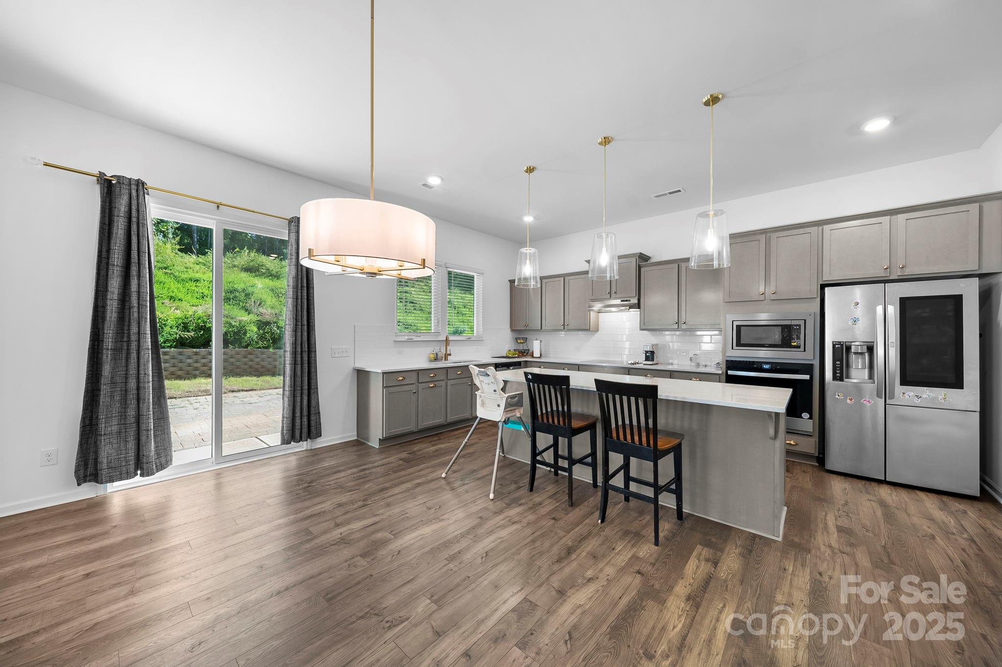 6401 Rocky Wagon Lane SW