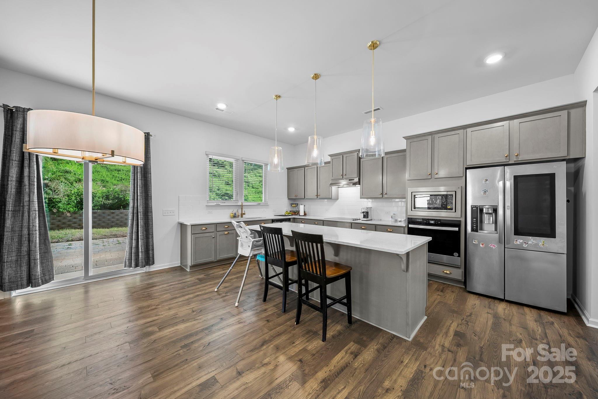 6401 Rocky Wagon Lane SW