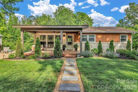 Photo of 118 Vance Crescent Extension, Asheville, NC 28806 (MLS # 4371843)