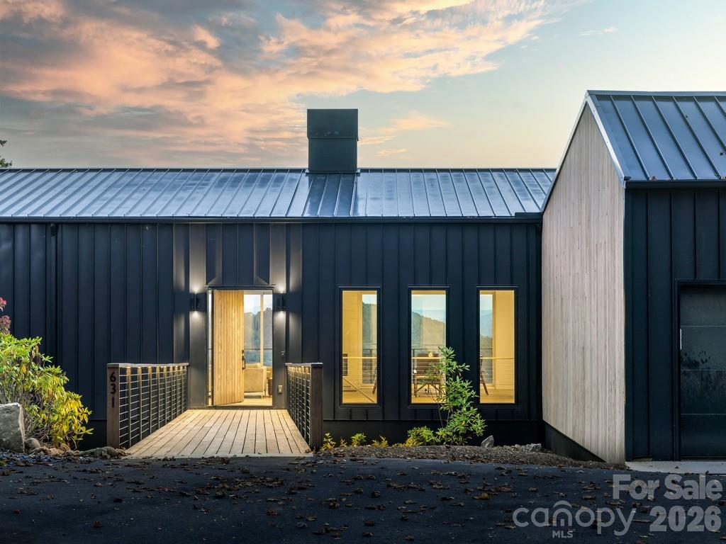 631 Elk Mountain Scenic Highway