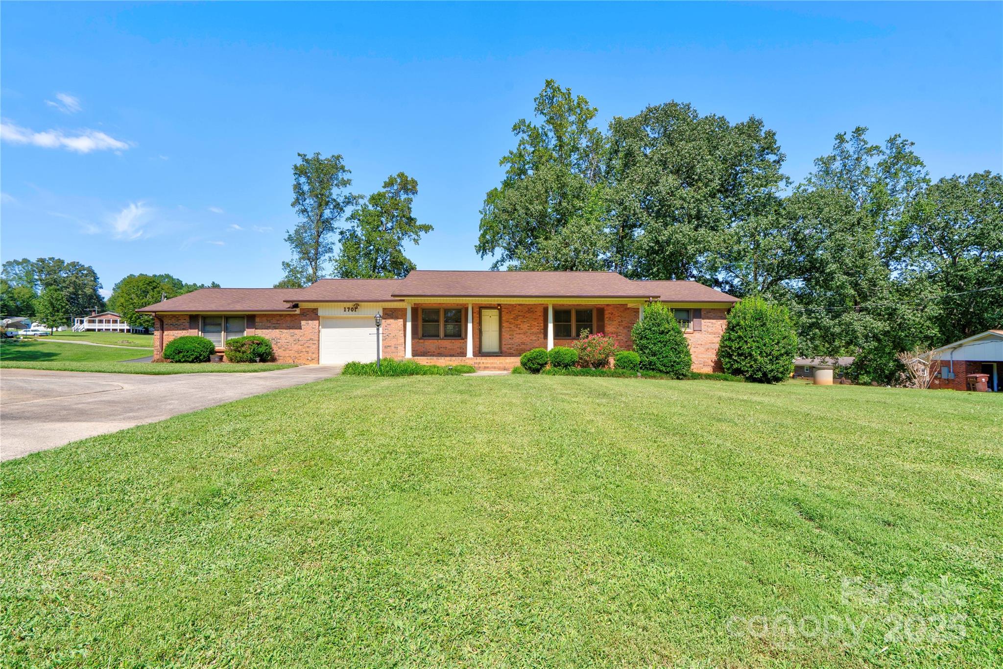 1701 Cedar Creek Road